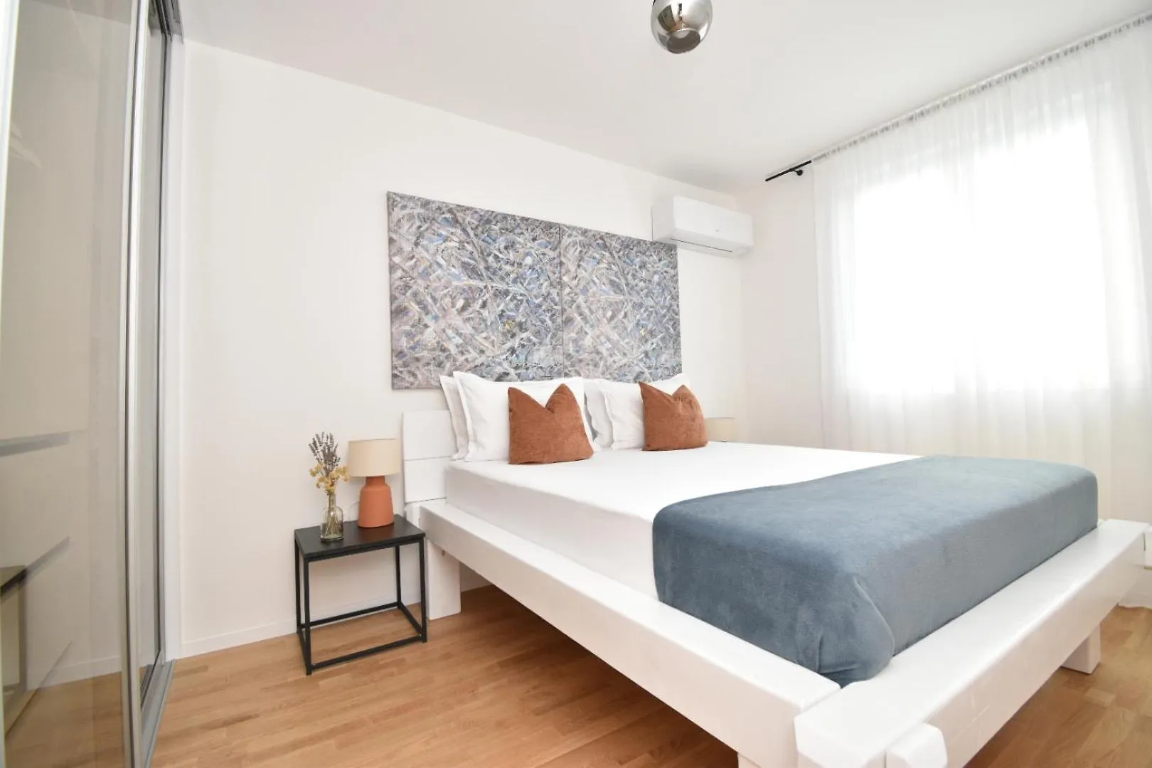 Apartment Urban Loft With Garage Place Zadar