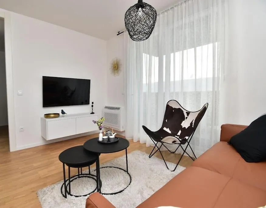 Urban Loft With Garage Place Zadar